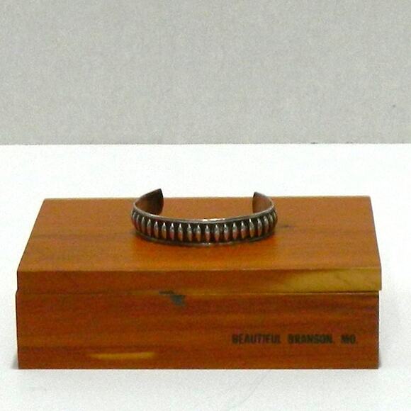 Platao Vintage JFG Signed Sterling Silver Cuff Bracelet - Picture 3 of 6